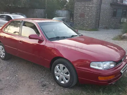 Toyota Camry 1993 года за 1 800 000 тг. в Алматы – фото 2