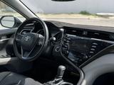Toyota Camry 2018 года за 12 000 000 тг. в Актау – фото 4