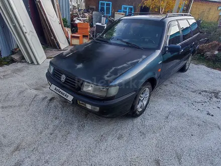 Volkswagen Passat 1994 года за 1 500 000 тг. в Кокшетау – фото 2