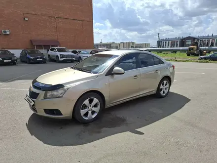 Chevrolet Cruze 2011 года за 3 200 000 тг. в Петропавловск – фото 2