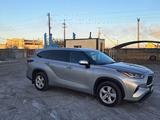 Toyota Highlander 2021 года за 21 000 000 тг. в Семей