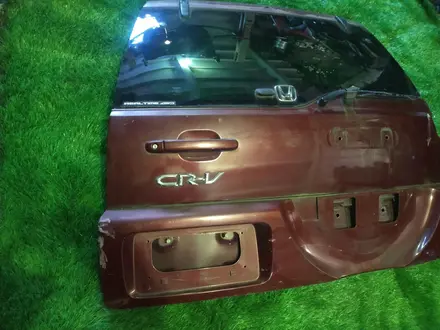 Крышка багажника Honda CRV RD7 за 70 000 тг. в Караганда – фото 6