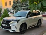 Lexus LX 570 2018 годаүшін39 500 000 тг. в Астана – фото 2