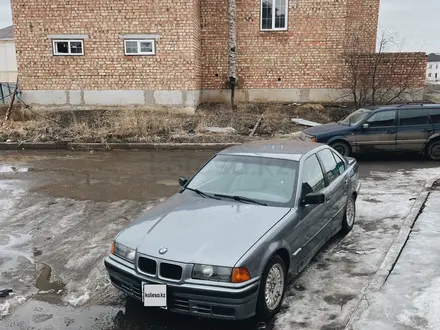 BMW 318 1992 года за 1 500 000 тг. в Астана – фото 2