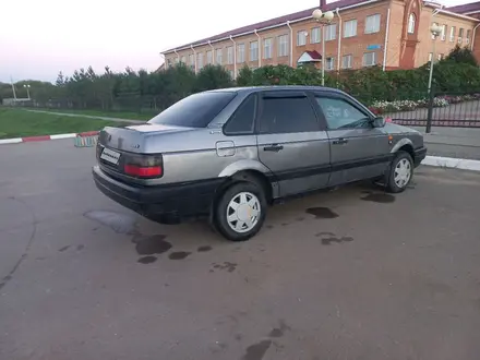 Volkswagen Passat 1993 года за 1 200 000 тг. в Костанай – фото 3