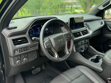 Chevrolet Tahoe 2022 года за 38 700 000 тг. в Алматы – фото 16