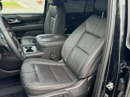 Chevrolet Tahoe 2022 года за 38 700 000 тг. в Алматы – фото 18
