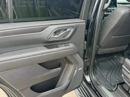 Chevrolet Tahoe 2022 года за 38 700 000 тг. в Алматы – фото 31