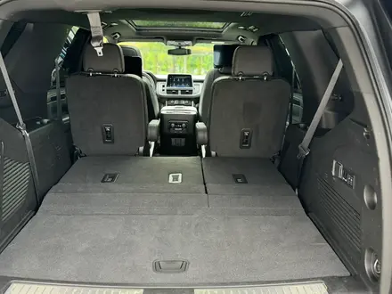 Chevrolet Tahoe 2022 года за 38 700 000 тг. в Алматы – фото 40