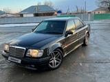 Mercedes-Benz E 220 1994 годаүшін2 700 000 тг. в Тараз – фото 5