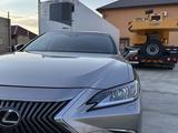 Lexus ES 250 2019 года за 20 500 000 тг. в Актау