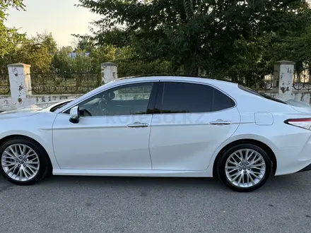 Toyota Camry 2018 года за 11 000 000 тг. в Тараз – фото 7