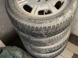 Камри 40-45 зимни баллон жағдайы жақсы титанкасымен бірге за 135 000 тг. в Шымкент – фото 5