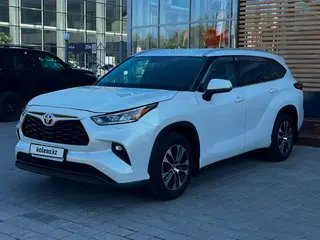 Toyota Highlander, 2022