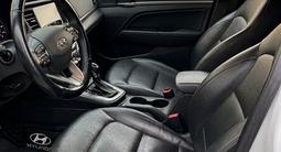 Hyundai Elantra 2019 года за 5 200 000 тг. в Атырау – фото 3