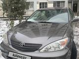 Toyota Camry 2004 года за 6 070 000 тг. в Уральск – фото 4