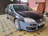 Volkswagen Jetta 2008 годаfor3 000 000 тг. в Кызылорда – фото 2