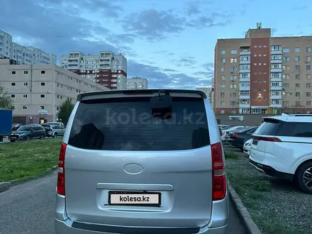 Hyundai Starex 2008 года за 7 850 000 тг. в Астана – фото 9