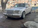 Mercedes-Benz E 200 1993 года за 1 600 000 тг. в Павлодар – фото 2