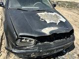 Volkswagen Golf 2001 годаfor1 000 000 тг. в Алматы