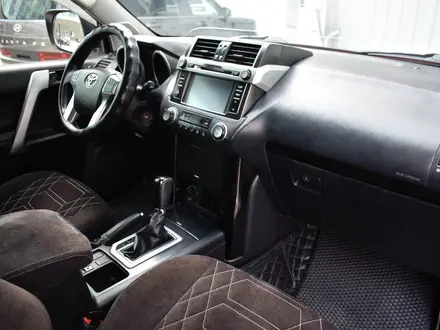 Toyota Land Cruiser Prado 2014 года за 15 290 000 тг. в Астана – фото 20