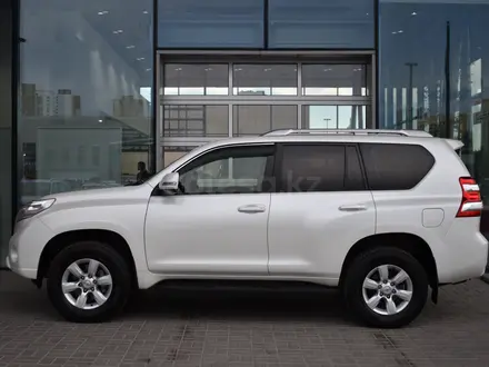 Toyota Land Cruiser Prado 2014 года за 15 290 000 тг. в Астана – фото 2