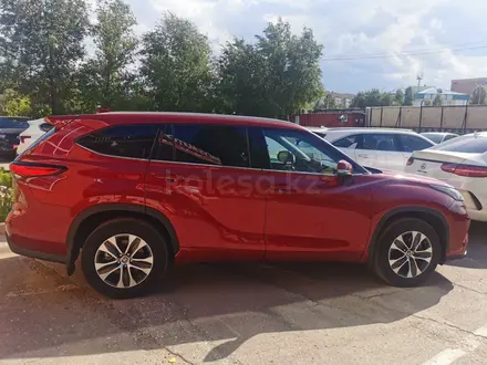 Toyota Highlander 2022 года за 28 000 000 тг. в Астана – фото 5
