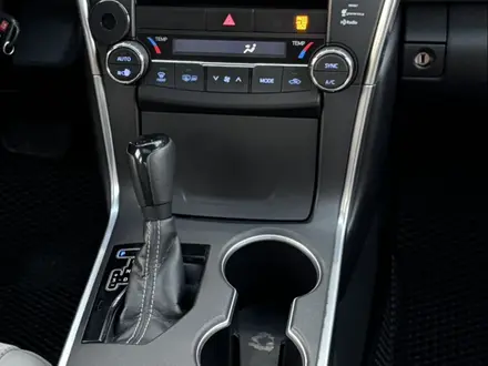 Toyota Camry 2015 года за 8 900 000 тг. в Шымкент – фото 14