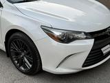 Toyota Camry 2015 годаүшін8 900 000 тг. в Шымкент – фото 3