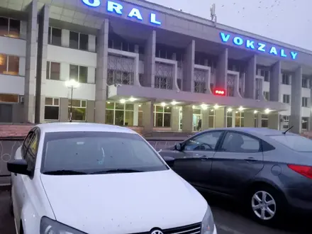 Volkswagen Polo 2014 годаүшін4 200 000 тг. в Уральск