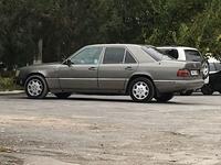 Mercedes-Benz E 200 1990 года за 1 150 000 тг. в Кордай