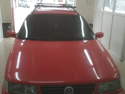 Volkswagen Passat 1993 года за 2 000 000 тг. в Алматы – фото 5