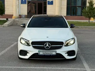Mercedes-Benz E-Class, 2016
