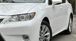 Lexus ES 300h 2013 года за 12 000 000 тг. в Алматы