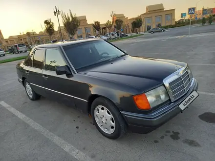 Mercedes-Benz E 230 1991 года за 1 700 000 тг. в Туркестан – фото 7