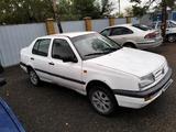 Volkswagen Vento 1993 года за 1 100 000 тг. в Усть-Каменогорск – фото 2