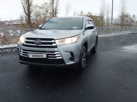 Toyota Highlander 2019 года за 18 500 000 тг. в Шымкент