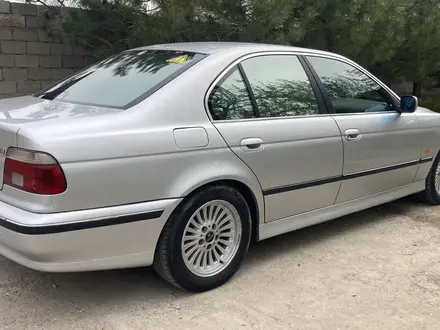 BMW 528 1997 года за 3 300 000 тг. в Шымкент – фото 2