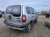 Chevrolet Niva 2004 годаүшін500 000 тг. в Астана – фото 2