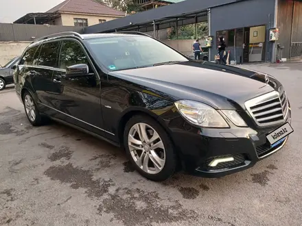 Mercedes-Benz E 200 2010 года за 6 500 000 тг. в Алматы – фото 3