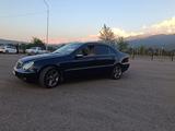 Mercedes-Benz C 240 2000 годаfor2 800 000 тг. в Талгар – фото 3