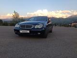 Mercedes-Benz C 240 2000 годаfor2 800 000 тг. в Талгар – фото 5