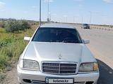 Mercedes-Benz C 180 1995 года за 1 700 000 тг. в Астана – фото 2