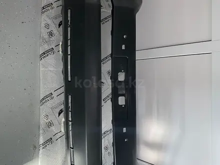 Бампер новый оригинал для Toyota Land Cruiser Prado 150 за 120 000 тг. в Шымкент – фото 3