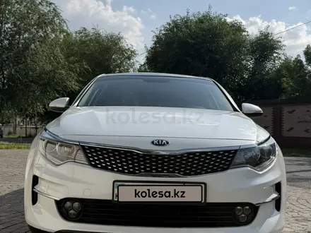 Kia K5 2015 года за 9 000 000 тг. в Шымкент