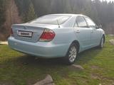 Toyota Camry 2004 года за 5 000 000 тг. в Алматы – фото 2