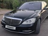 Mercedes-Benz S 350 2011 года за 11 800 000 тг. в Шымкент – фото 2