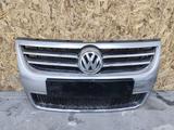 Решетка бампера Touareg/Туарег за 95 000 тг. в Алматы