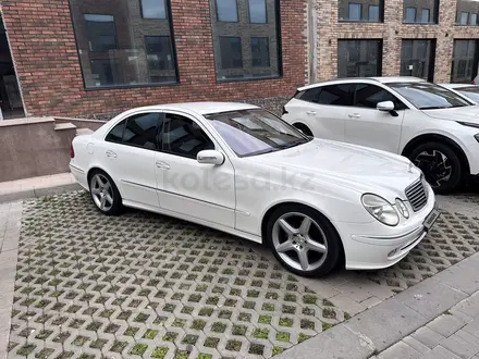 Mercedes-Benz E 320 2003 года за 6 300 000 тг. в Алматы