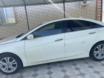 Hyundai Sonata 2011 года за 5 000 000 тг. в Атырау – фото 5